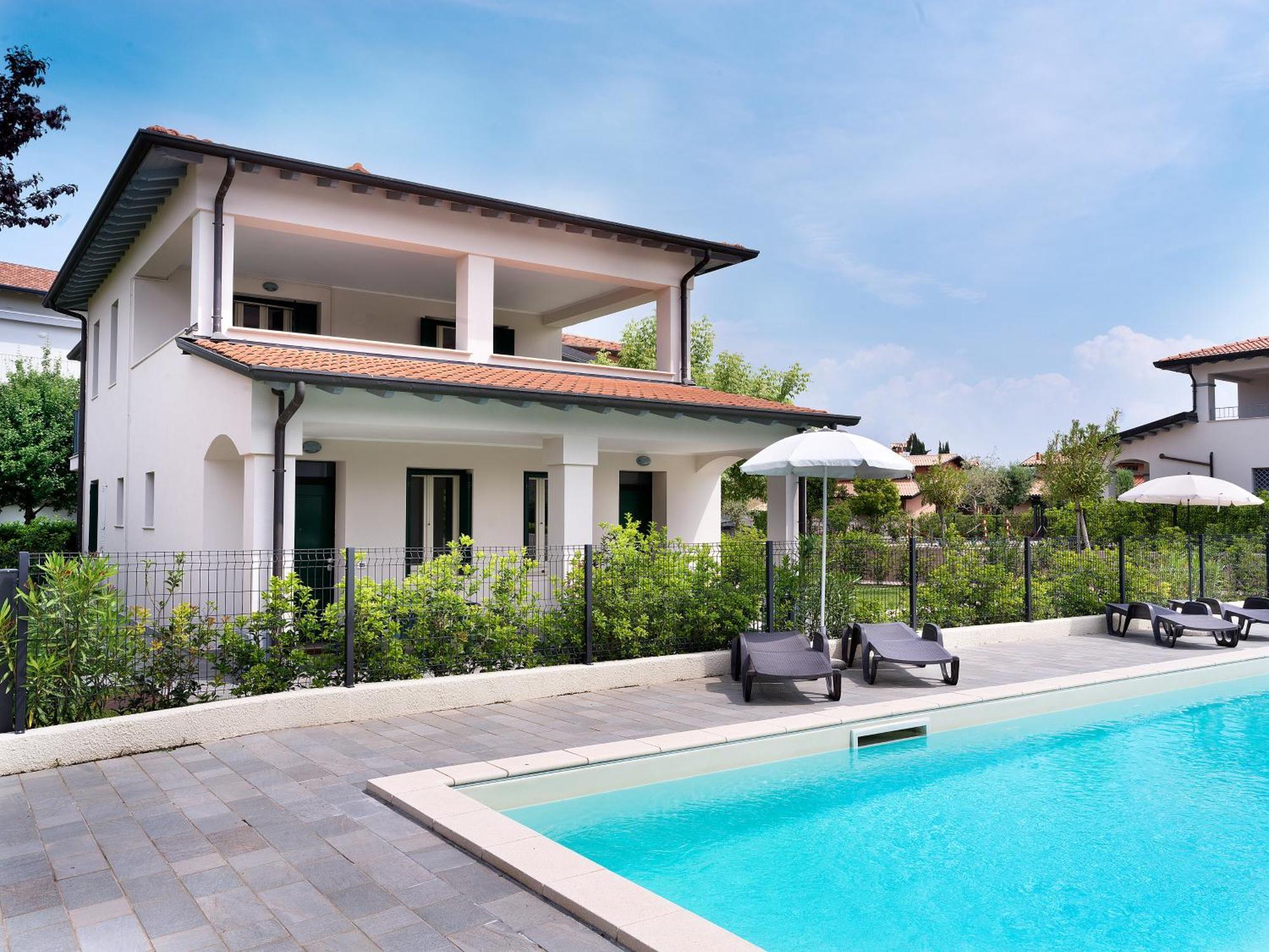Residence Fiore Rosso Sirmione Exterior foto