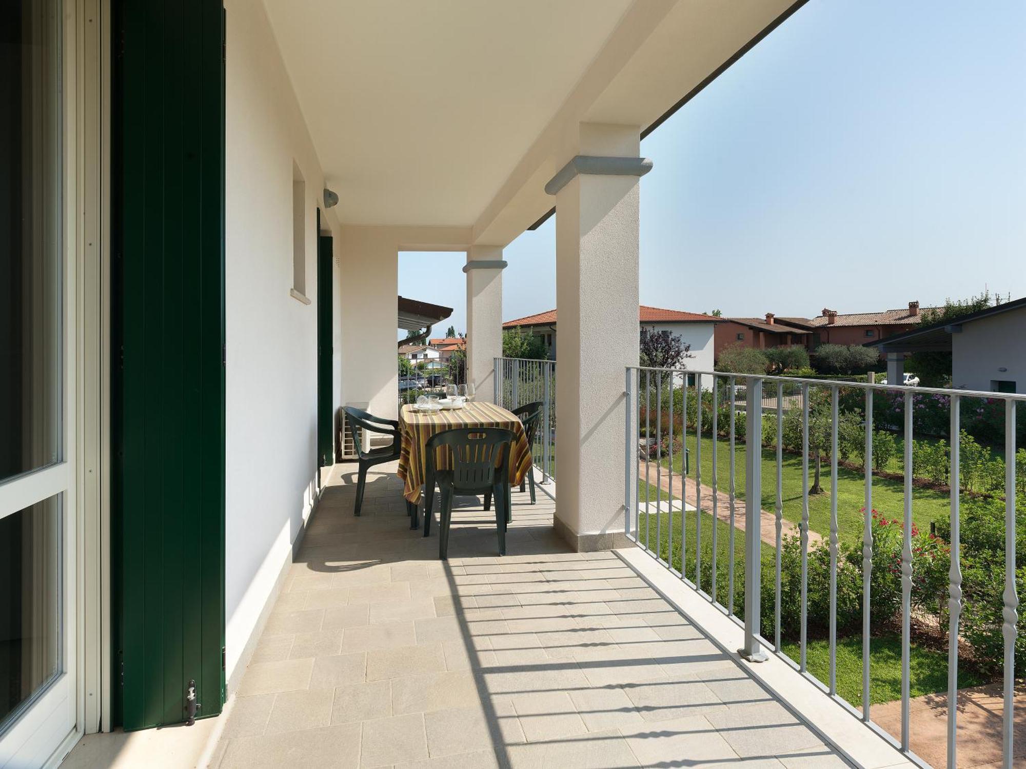 Residence Fiore Rosso Sirmione Quarto foto