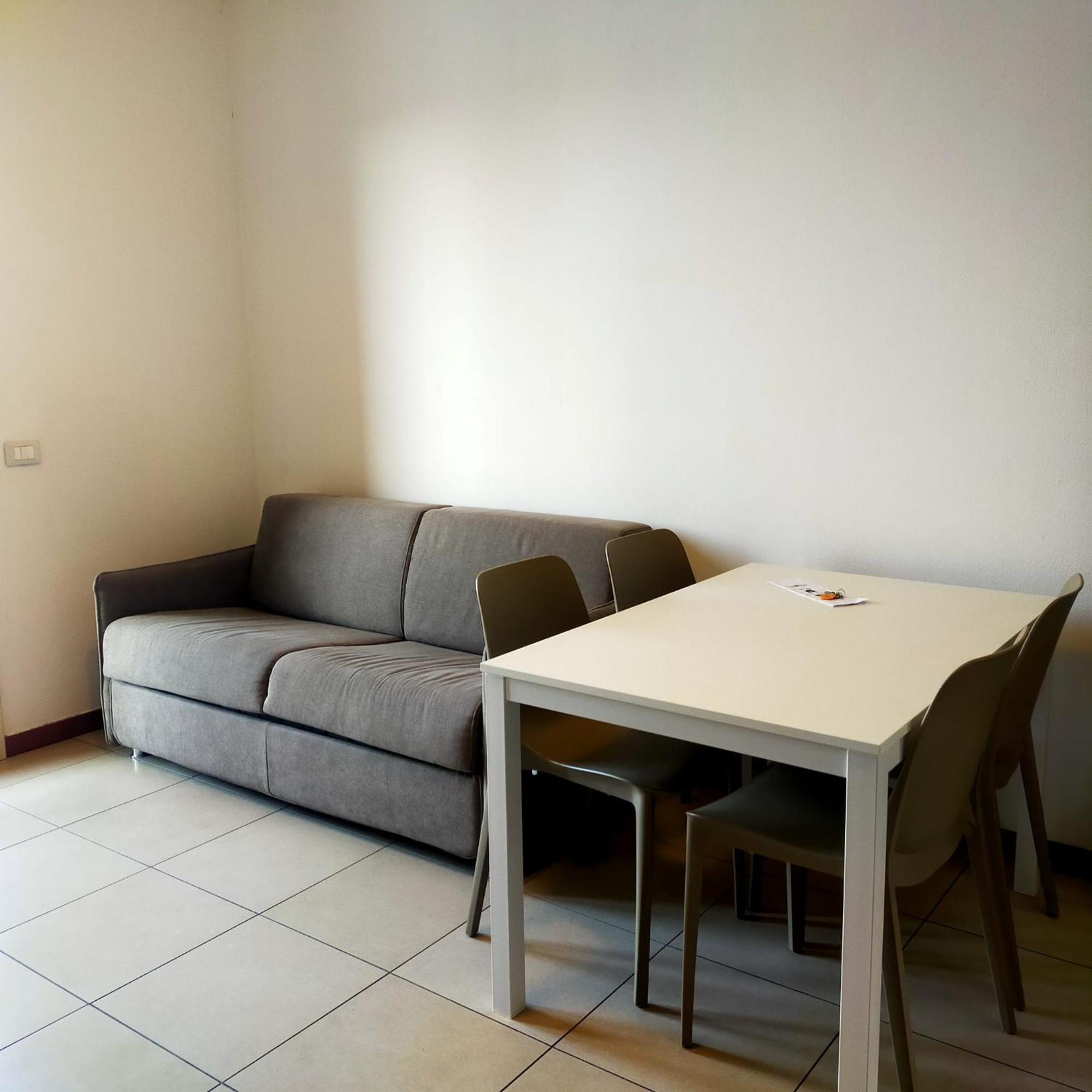 Residence Fiore Rosso Sirmione Quarto foto